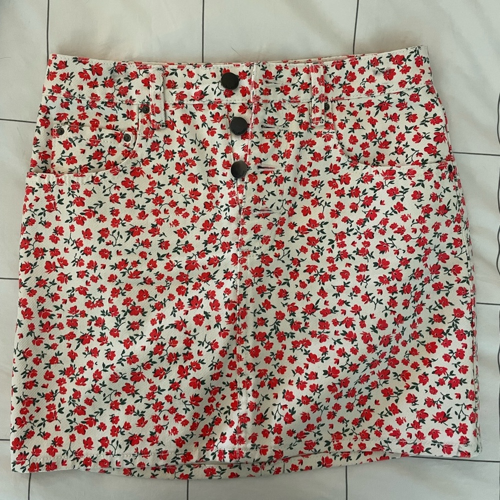 Floral denim mini skirt by Billabong
